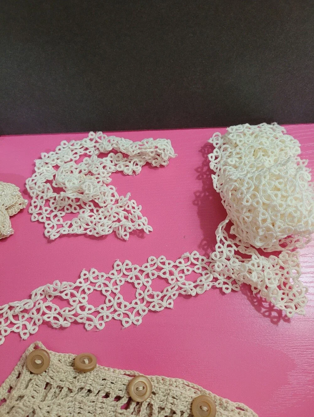 Bundle Of Crochet Items Collars And Tatted Lace See Description (1580)